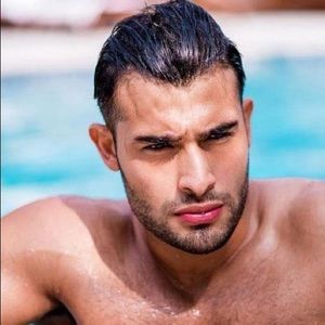 Meet your Posher, Toni